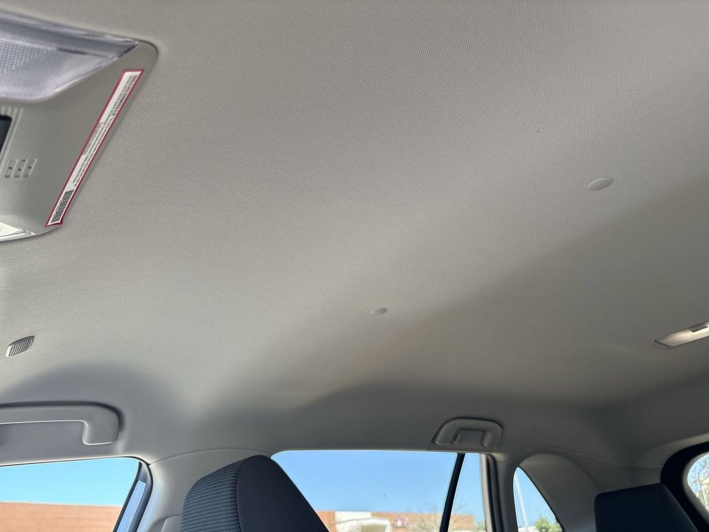 Used 2023 Toyota RAV4 LE FWD image 20