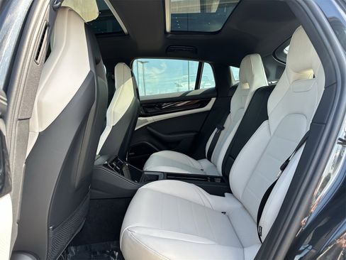 New 2026 Porsche Panamera 4 image 17