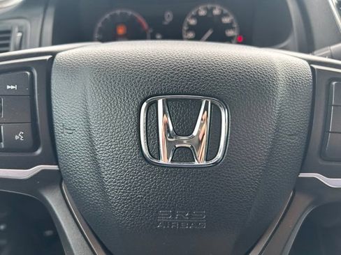Used 2024 Honda Ridgeline Sport image 32