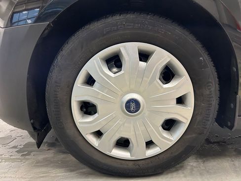 Used 2022 Ford Transit Connect XL image 18