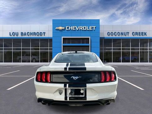 Used 2023 Ford Mustang Coupe RWD image 7