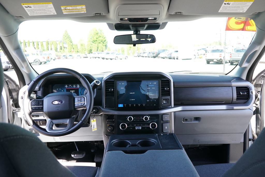 Used 2025 Ford F150 XLT w/ Equipment Group 301A Standard AWD/4WD image 13