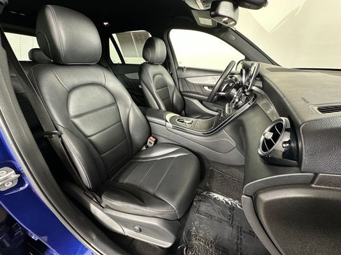 Used 2019 Mercedes-Benz GLC 300 w/ AMG Line image 6