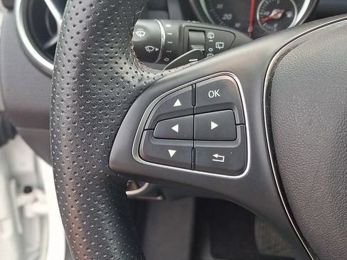 Used 2020 Mercedes-Benz GLA 250 4MATIC image 21