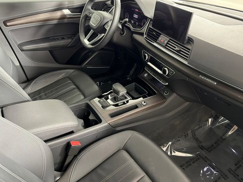 Used 2023 Audi Q5 2.0T Premium Plus w/ Premium Plus Package AWD/4WD image 15