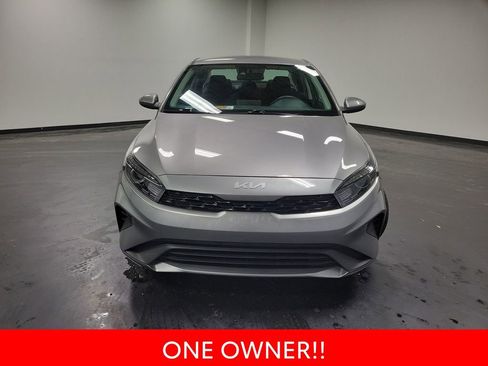 Used 2023 Kia Forte LXS image 3