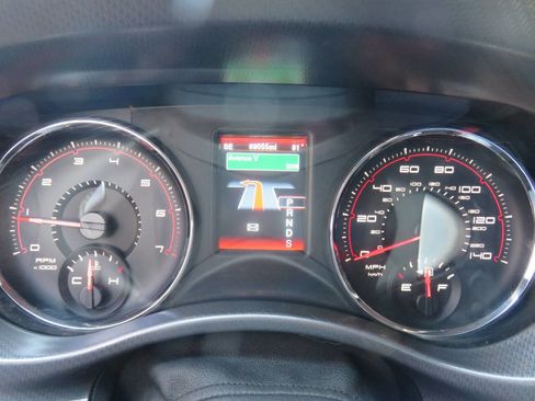 Used 2014 Dodge Charger SXT Plus image 15