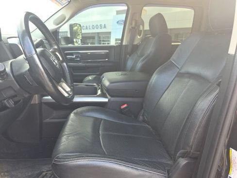 Used 2018 RAM 2500 Laramie w/ Sport Appearance Group AWD/4WD image 9