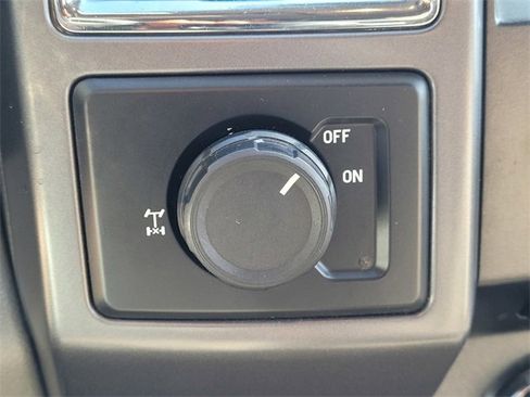 Used 2015 Ford F150 XLT w/ Equipment Group 302A Luxury image 16