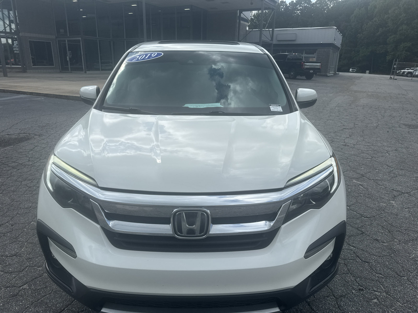 Used 2019 Honda Pilot EX-L image 2