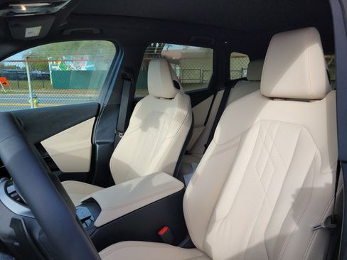 New 2026 BMW X3 xDrive30 w/ Premium Package image 16