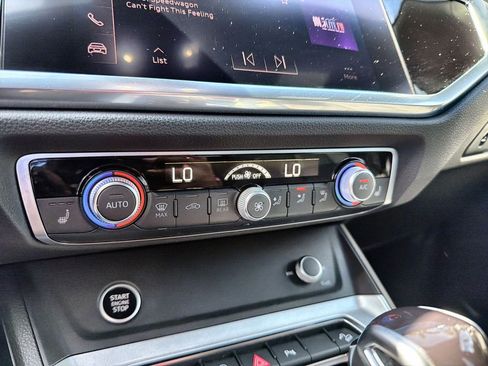 Used 2022 Audi Q3 2.0T Premium w/ Convenience Package image 32