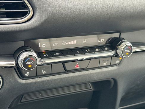 New 2025 MAZDA CX-30 2.5 Turbo w/ Premium Plus Pkg image 19