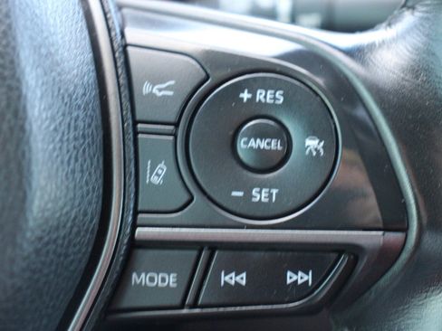Used 2022 Toyota Camry XSE FWD image 26