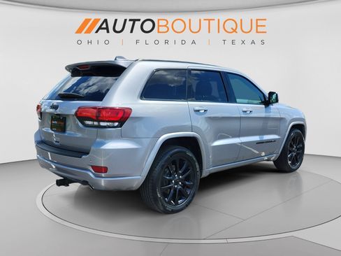 Used 2019 Jeep Grand Cherokee Altitude RWD image 6