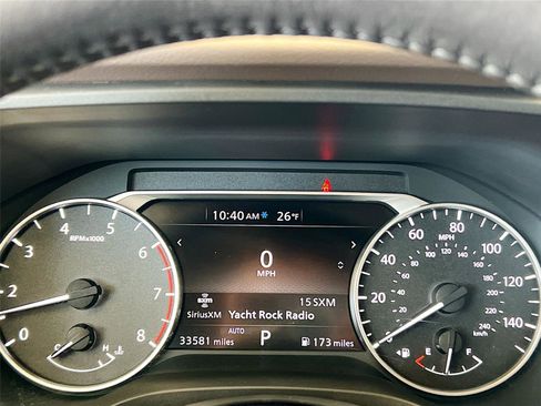 Used 2021 Nissan Rogue SV image 6