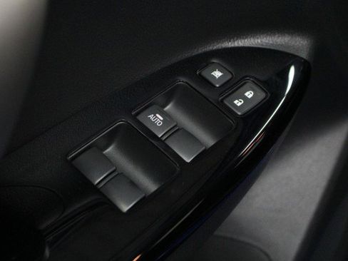 New 2026 Mitsubishi Eclipse Cross LE image 16