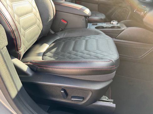 Used 2023 Ford Escape ST-Line Elite w/ Premium Technology Package AWD/4WD image 15