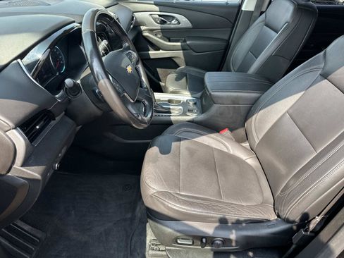 Certified 2019 Chevrolet Traverse LT AWD/4WD image 19