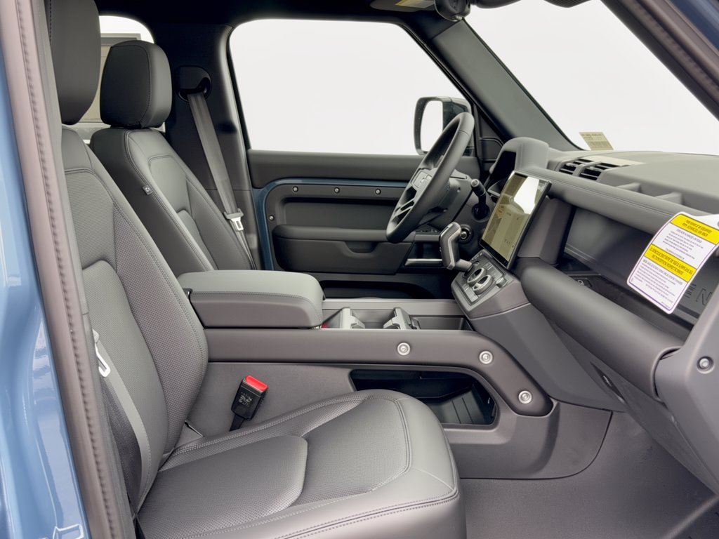 New 2026 Land Rover Defender 110 S AWD/4WD image 30