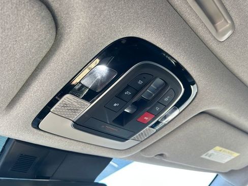 Used 2024 Hyundai Palisade Limited image 28