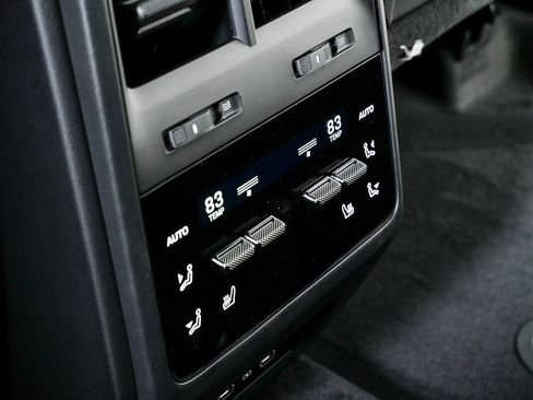 New 2025 Porsche Macan 4S Electric image 22