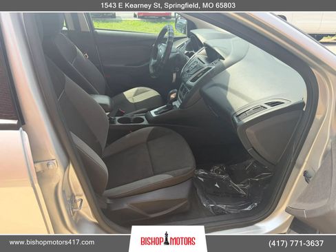 Used 2014 Ford Focus SE FWD image 13