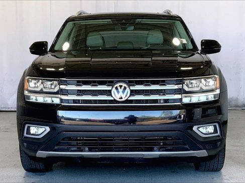 Used 2018 Volkswagen Atlas SEL image 2