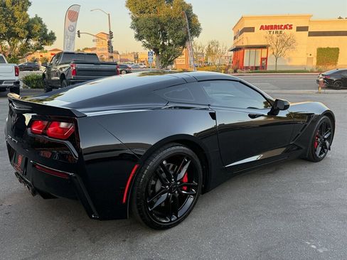 Used 2019 Chevrolet Corvette Stingray Coupe w/ Carbon Flash Badge Package RWD image 15