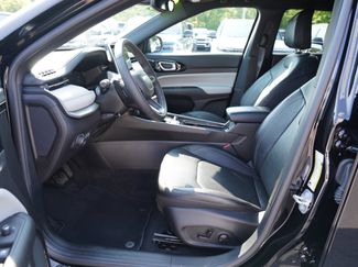 Used 2025 Jeep Compass Limited w/ Elite Group AWD/4WD video 4