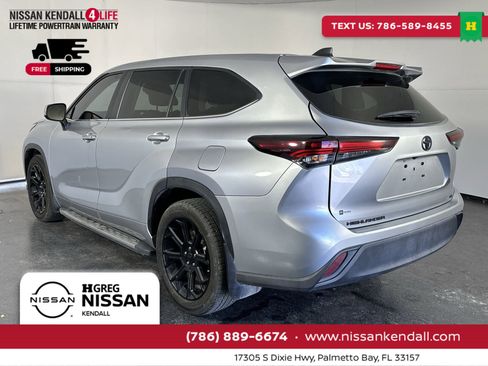 Used 2024 Toyota Highlander LE image 8