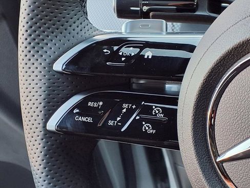 New 2026 Mercedes-Benz GLC 300 4MATIC image 9