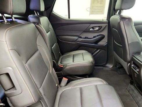 Used 2023 Chevrolet Traverse LT AWD/4WD image 22