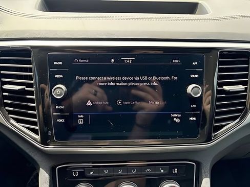 Used 2023 Volkswagen Atlas SE w/ Black Wheel Package AWD/4WD image 26