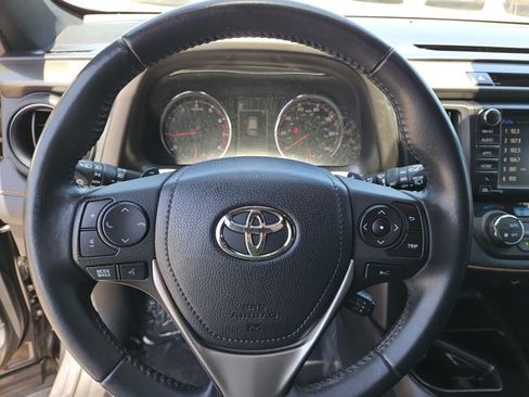 Used 2016 Toyota RAV4 SE w/ Advanced Technology Package FWD image 13