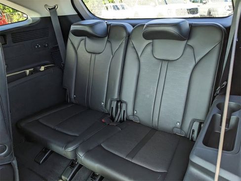 Certified 2024 Kia Sorento SX image 22