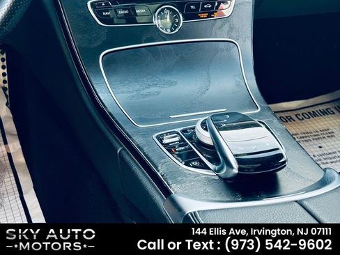 Used 2015 Mercedes-Benz C 300 4MATIC Sedan image 12