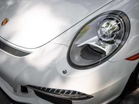 Used 2015 Porsche 911 GT3 RWD image 14