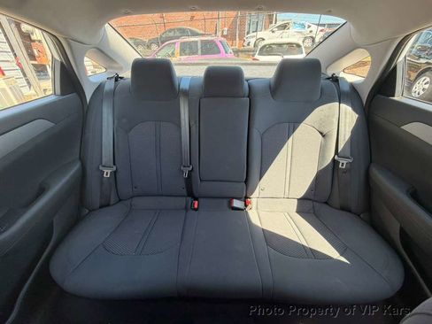 Used 2019 Hyundai Sonata SE image 15