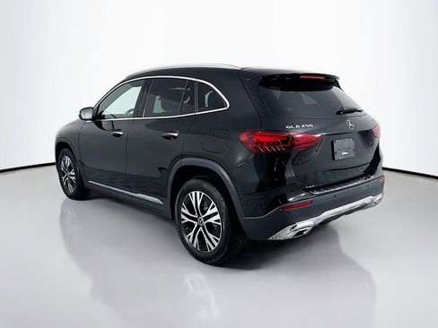 Used 2026 Mercedes-Benz GLA 250 4MATIC image 3