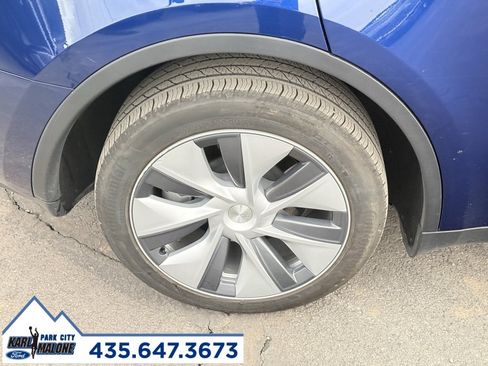 Used 2023 Tesla Model Y Long Range image 16