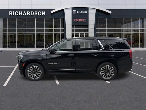 Used 2023 GMC Yukon Denali Ultimate AWD/4WD image 14