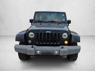 Used 2017 Jeep Wrangler Unlimited Rubicon w/ Connectivity Group video 2