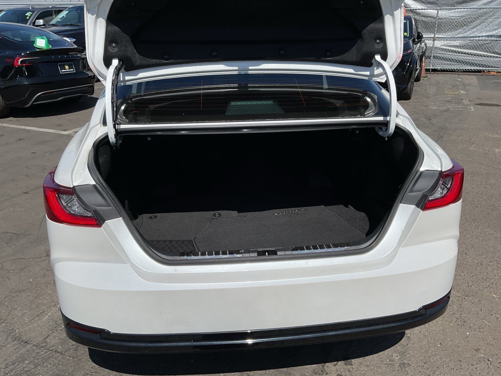 Used 2026 Toyota Camry XLE FWD image 25
