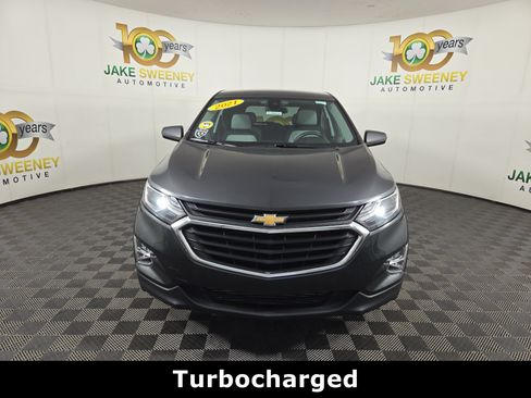 Used 2021 Chevrolet Equinox LS w/ LS Convenience Package FWD image 2