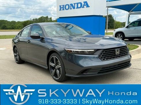 New 2026 Honda Accord SE image 1