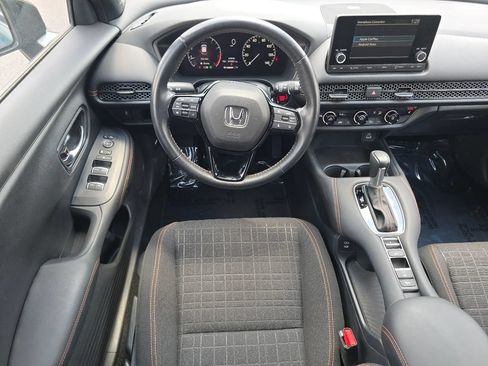 Used 2025 Honda HR-V Sport image 33