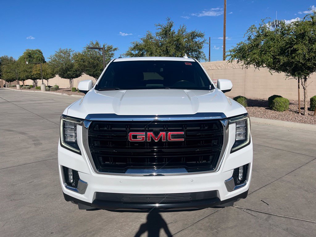 Used 2023 GMC Yukon XL SLE RWD image 3