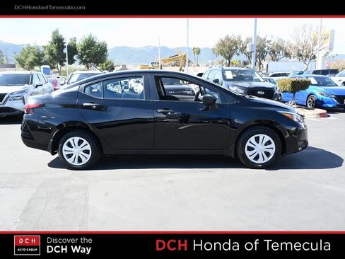 Used 2025 Nissan Versa S w/ Trunk Package image 5