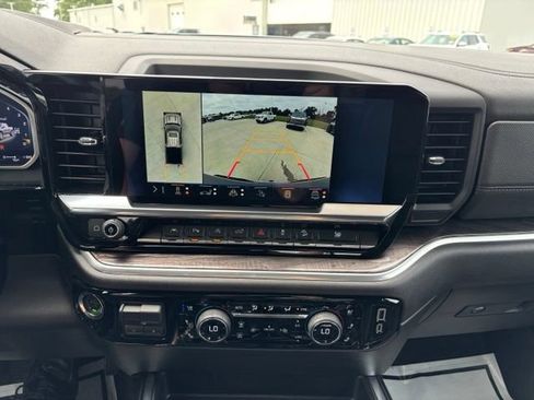 Certified 2026 Chevrolet Silverado 1500 LTZ AWD/4WD image 14